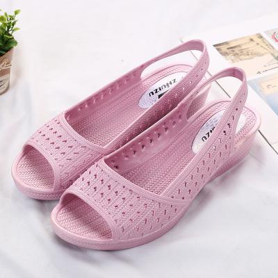 China Fashion Trend Open Toe Strappy Platform Sandals In Women's Sandals Summer Sandals for sale