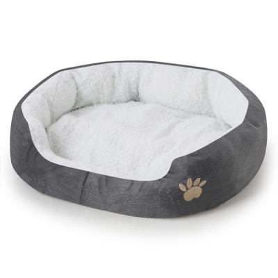 China Premium Wholesale Individual Winter Pet Warmer Washabl Warmer Plush Comfortable Stylish Comfortable Portable Goods Sofa Dog Bed for sale