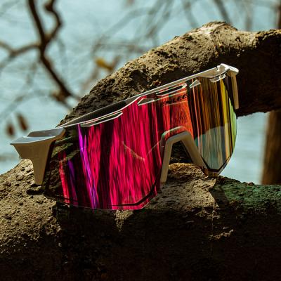 China 2021 Hot Selling 400 Color Bicycle Glasses Polarized Anti-UV Plated Adjustable Waterproof Cycling Sunglasses for sale