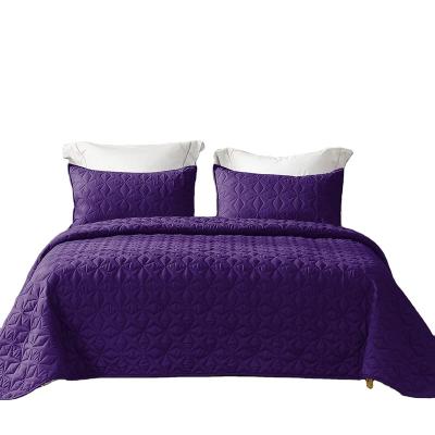 China Viable Color Decorative Elegant Purple Color Bedspreads Microfiber Bedding Comforters Set for sale