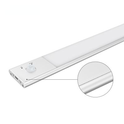 China Modern Magnetic Sideboard Led Light Battery Rechargeable Motion Sensor Led Closet Light for sale