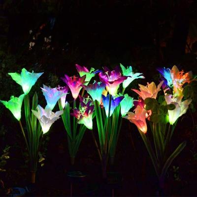 China Garden Outdoor Solar Stake Lights LED Solar Multicolor Changing Powered Garden Lights With Lily Flower for sale