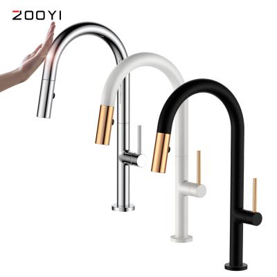 China Modern Sense Faucets ZOOYI Kitchen Faucet 3 Brass Colors Pull Down Automatic Sensor Kitchen Faucets for sale