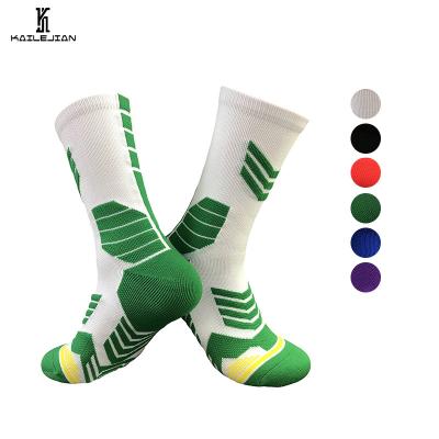 China Custom Logo Breathable Sweat Absorbent Breathable Running Mountaineering Best Basketball Cycling Sport Socks With Logo for sale