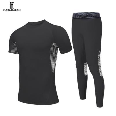 China 2022 New Breathable Wholesale Tight Gym Wear Running Training Jogging Custom Logo Men Gym Fitness Wear Set for sale