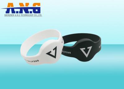 China Comfortable Rfid  Silicone Wristbands And Cashless Ticketing For Concerts for sale