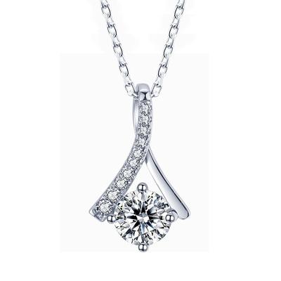 China FASHIONABLE Silver Plated Exquisite Inlaid Jewelry Simple Zircon Moissanite Dangle Ladies Necklace for sale