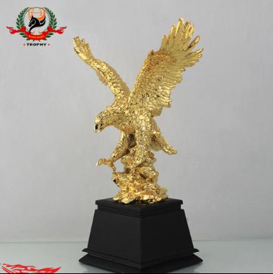 China Custom High Quality Resin Eagle Sculpture Trophy Awards Animal Statue Resin Africa Decor Ornament for sale