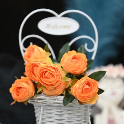 China Beautiful Colorful Artificial Flower Arrangement Decorations Flowers To Decorate Party for sale