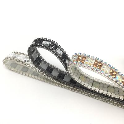 China 2021 New Sale Fashion Flatback Garment Decoration Hot Fix Rhinestone Trim Resin Trim For Garment Etc. shoe for sale