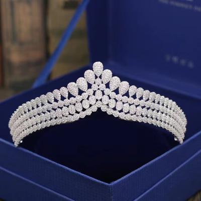 China Luxurious High-end Bridal Hair Accessories Tiara Bridal Crown With Exquisite Makeup And Beautiful Ladies Zircon Headdress for sale