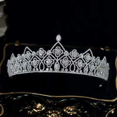 China Luxurious High-end Bridal Hair Accessories Tiara Bridal Crown With Exquisite Makeup And Beautiful Ladies Flower Zircon Headdress for sale