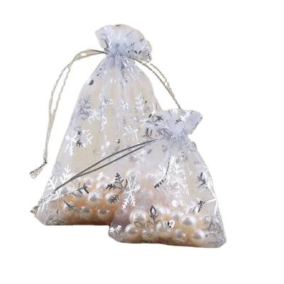 China Reusable Snowflake Candy Jewelry Wrapping Small Printed Christmas Gift Bags for sale