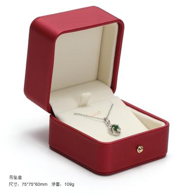 China PU Accessories Bags Velvet Jewelry Packaging Box For Necklace for sale