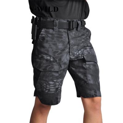 China Anti-wrinkle WILD HAN men tracksuit camouflage military shorts multi pockets cargo shorts cargo abbreviations men for sale