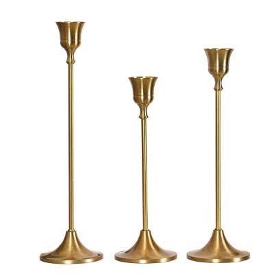 China Wedding Event Party Birthday Metal Candle Holder Wedding Centerpiece Candles Stick Party Holiday Christmas Dinner Gold Candlestick Holder for sale