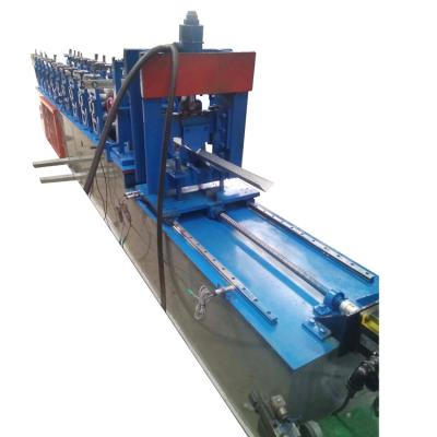 Cina slotted metal angle iron bead slotted angle making roll forming machine in vendita