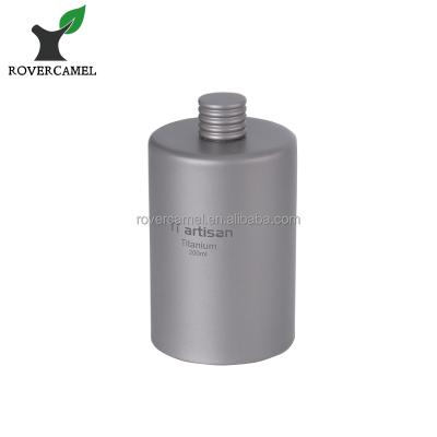 China Titanium Metal Hip Flask 200ml 6.75OZ Ultralight Round Titanium Flask Drinkware for sale