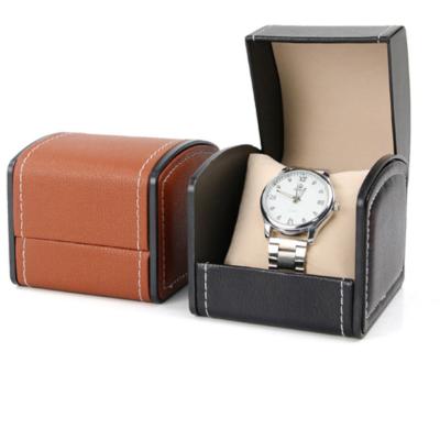 中国 Leather Curved Watch Box PU Clamshell Watch Packaging Gift Box 販売のため