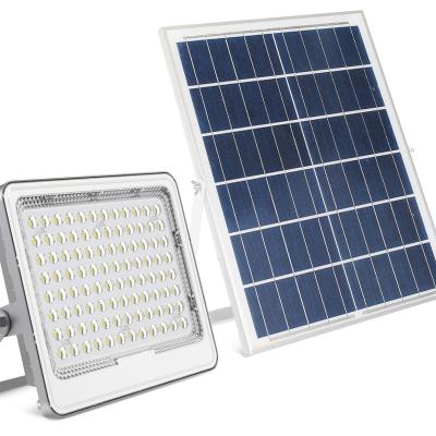 China Best Outdoor Waterproof 50w 100w 200w 300w 400w 500w LED Garden IP65 High Bright Solar Flood Lights for sale