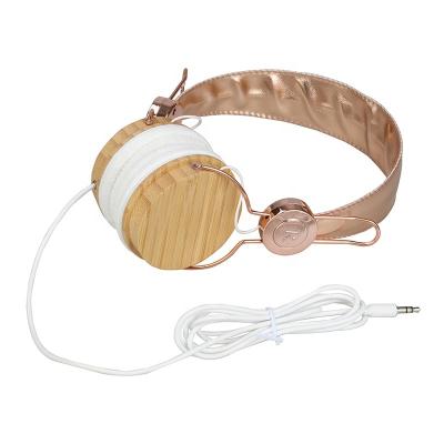 China 2020 New Microphone Wholesale Wired Solid Wood Headphones For Travel Games for sale