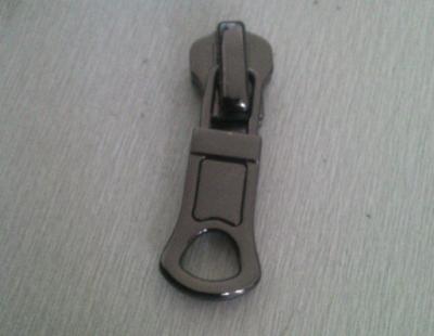 China Gunmetal plating Zipper Pulls for sale