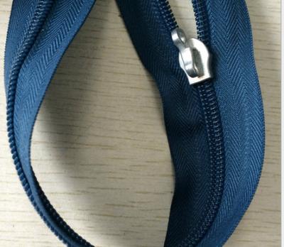 Cina Le chiusure lampo su ordinazione di nylon blu dei vestiti, rivestimento della borsa #5/#8/#10 Zippers in vendita