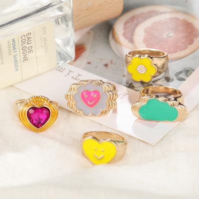 China FASHIONABLE Luxury 17KM Thick Enamel Rings Smile Heart Clouds Rings Good Lucky Jewelry For Women Gift for sale