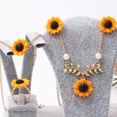 China Romantic 4 Pcs Set Fashion Creative Sunflower Necklace Sunflower Dangle Earrings Ring Bracelet Jewelry Set for sale