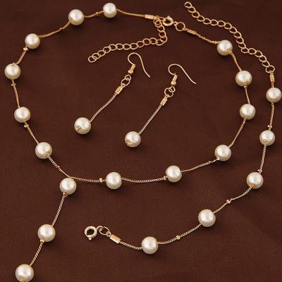 China FASHIONABLE 17KM Exquisite White Pearl Jewelry Sets Pearl Necklace And Bracelet Earrings Set Wedding Party for sale