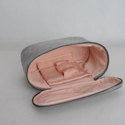 China High Quality Free Sample Promotional Travel Durable Polyester Cosmetic Bag for sale