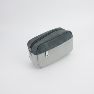 China Wholesale High Quality Travel Make Up Bag Gray Classic Outdoor Unisex Empty Cosmetic Bag Small Bag Boy Men for sale