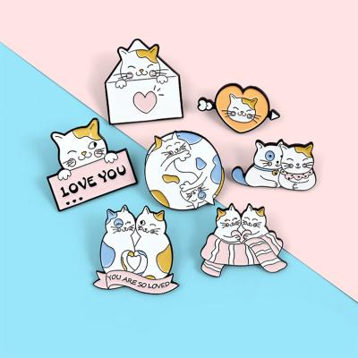 China New Fashion Alloy Metal Cartoon Cute Hard Enamel Pins Korean Cartoon Cat Pin AY057 for sale