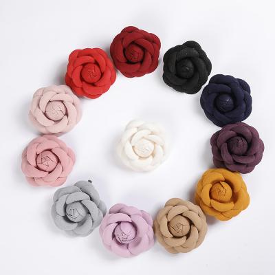 China Fashional 8.5cm Felt Fabric Camellia Brooch Decorative Wreath Kids DIY Handmade Family Made Flowers for sale