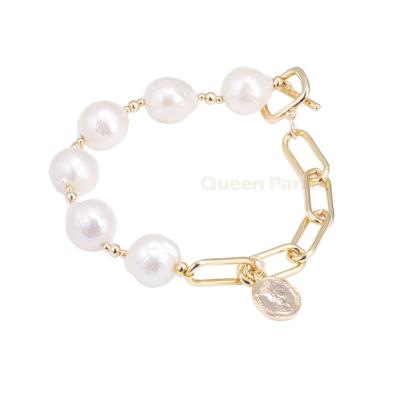 China Factory direct sale pearl bracelet of the Queen of Panla new vintage handmade baroque freshwater ladies bracelet for sale