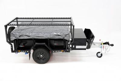 China 6x6 4x4 Camper Off Road para la venta con neumáticos para todo terreno con sistema de cocina en venta