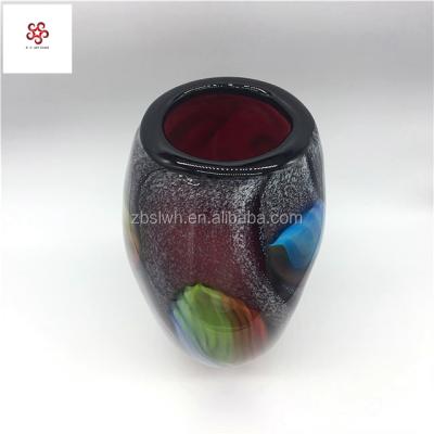 China Creative Custom Design Colored Glass Vases At Reasonable Prices for sale