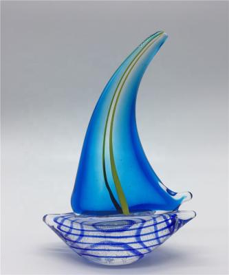 China Wholesale China Fine Art Glass Boat For Holiday Gifts for sale