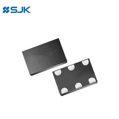 China SMD 7050 Low-Jitter MEMS HCSL Differentiële Oscillator Met 6 Pads Ondersteuning 1-220MHz 2.25-3.63V Te koop