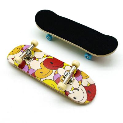 China Youth Fingerboard Warehouse Skateboard Factory Supply Accept Custom Printing Skateboard for sale