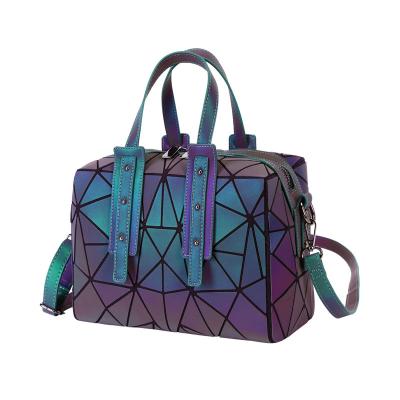 China Fashion Lady's Colorful Reflective Luminous Geometric Rhombus Hot Sale Leather Shoulder Tote Bag for sale