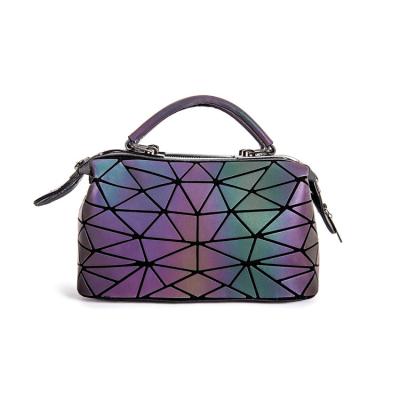 China Fashion Lady Colorful Rhombus Hot Sale Reflective Luminous Geometric Cross - Body Shoulder Tote Bag for sale