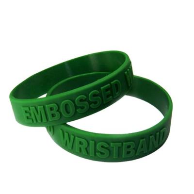 China Customized CLASSIC silicone bracelet professional manufacturer china product silicone wristband for sale