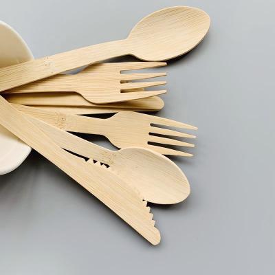 China Disposable Eco - Friendly Bamboo Cutlery Set With Pouch For Camping Set for sale