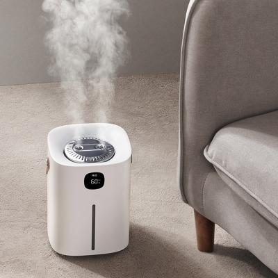 China Color Changing LED Light Bedroom Humidifier 2L Large Capacity USB Air Humidifier Double Spray Left Cool Mist Maker Fogger Humidifier for sale