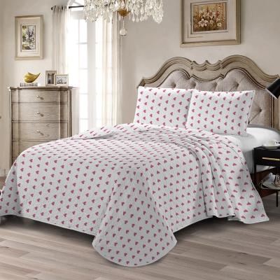 China Sustainable Polyester Small Floral Soft Heart Printing Can Be Customized Style Ultrasonic Pillowcase Bed Sheet for sale