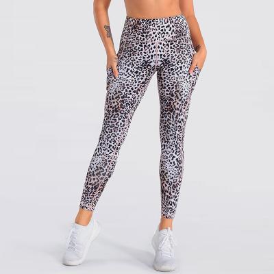 China Breathable Leopard Print Yoga Gaiters Butt Lift Workout Gaiters Brushed Soft Yoga Pants Wholesale for sale