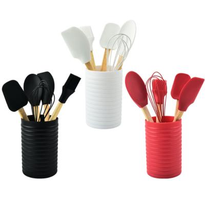 China 6 Pieces Wooden Handle Kitchenware Set Food Grade Silicone Sustainable Kitchen Tools With Round Container for sale