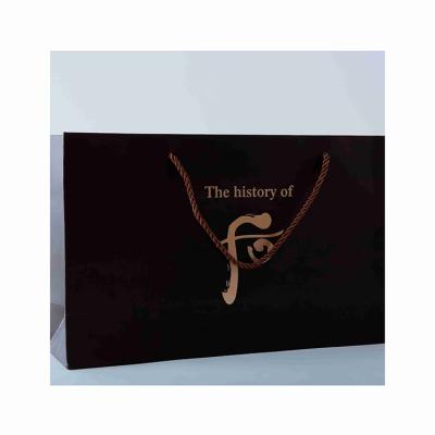 China Delicate Beautiful And Environmentally Friendly Wholesale Personalized Customizable Paper Bags for sale