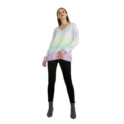 China Anti-wrinkle Autumn/Winter Female Knitwear Thin Gradient Color Oversized V-Neck Long Sleeve Dyed Knitted Pullover Sweater Women's Pullover for sale